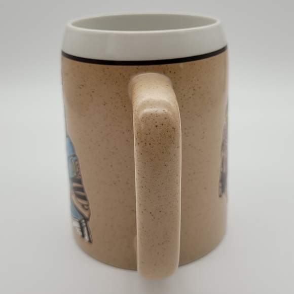 GIFTCRAFT | football themed stoneware mug - Picture 5 of 8